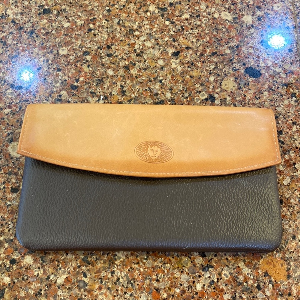 *****CLEARANCE*****    VINTAGE ANNE KLEIN ST.THOMAS CHECKBOOK WALLET